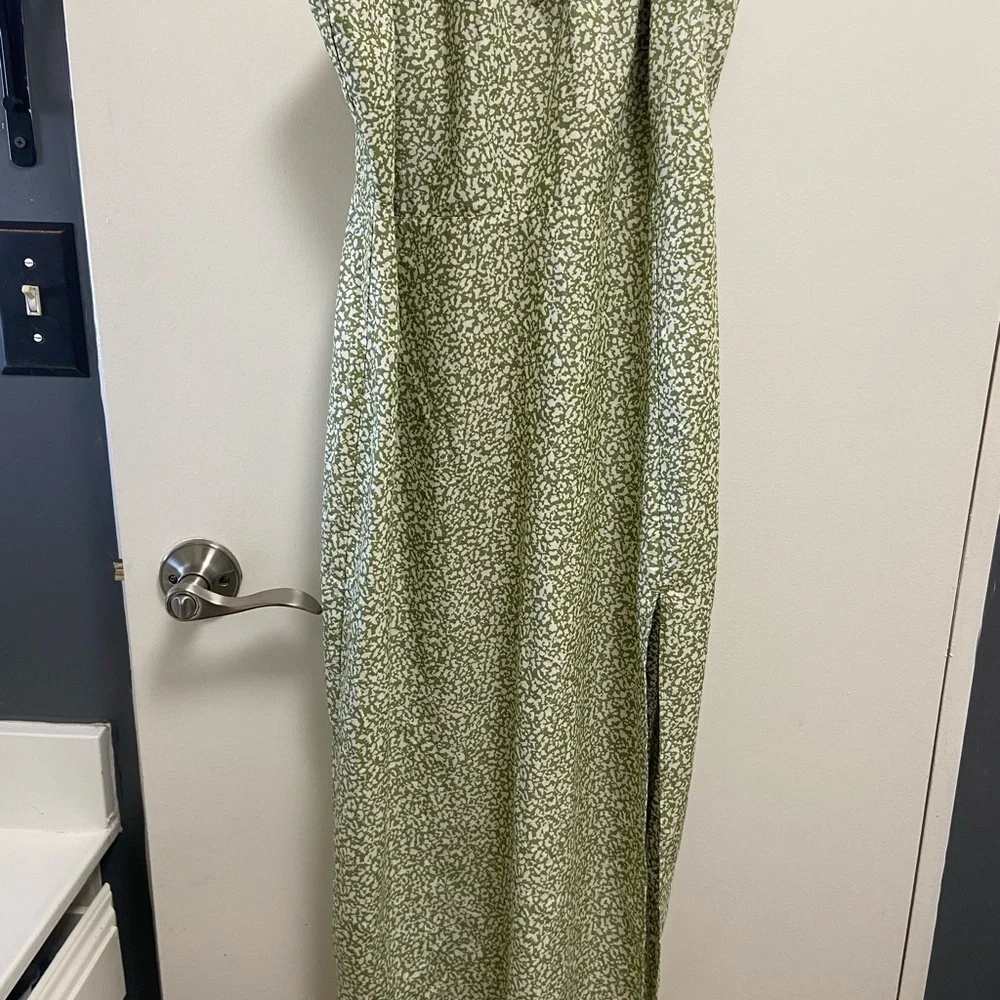Abercrombie & fitch Medium green white ladies spaghetti strap maxi dress